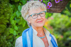 Pam Gregory - The Astrologers Who Predicted Iran